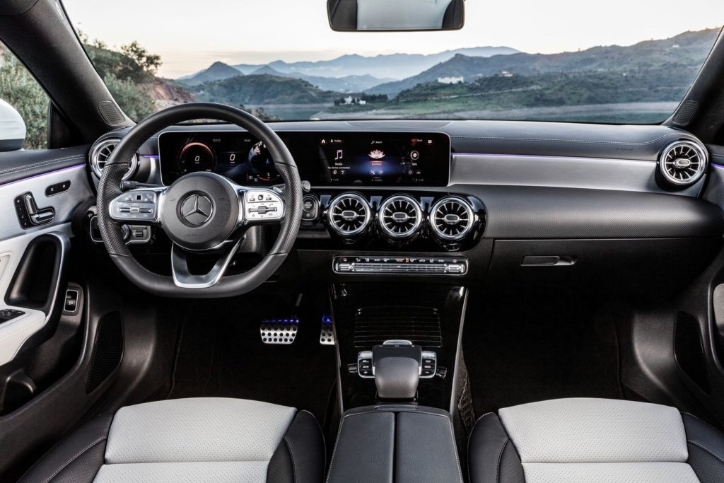 Interior Mercedes CLA shooting brake 2020