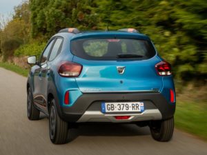 Dacia Spring 2021 electrico vista trasera por detras